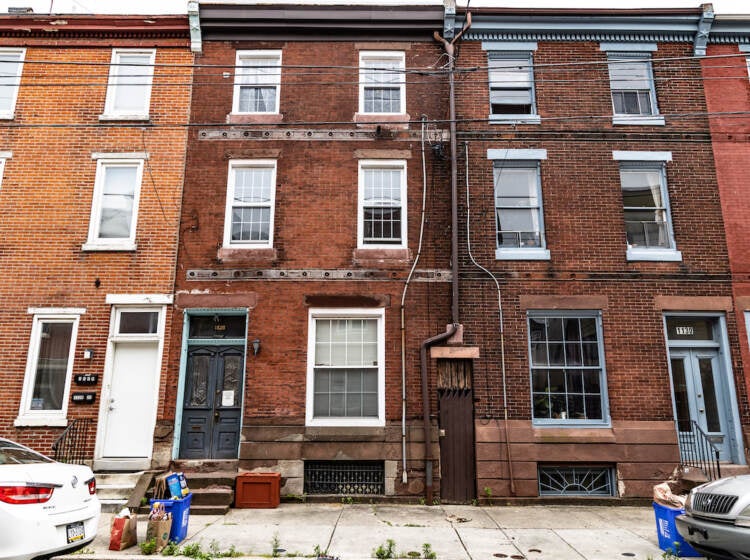 Rowhouses in Philadelphia’s Spring Garden neighborhood