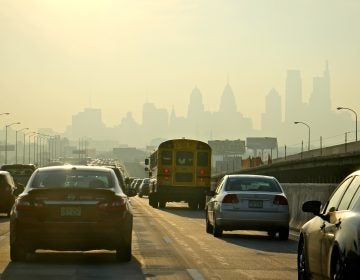 Traffic on I-95 heads south toward Center City.