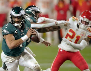 Philadelphia Eagles quarterback Jalen Hurts (1) runs against the Kansas City Chiefs during the second half of the NFL Super Bowl 57 football game, Sunday, Feb. 12, 2023, in Glendale, Ariz. (AP Photo/Godofredo A. Vasquez)